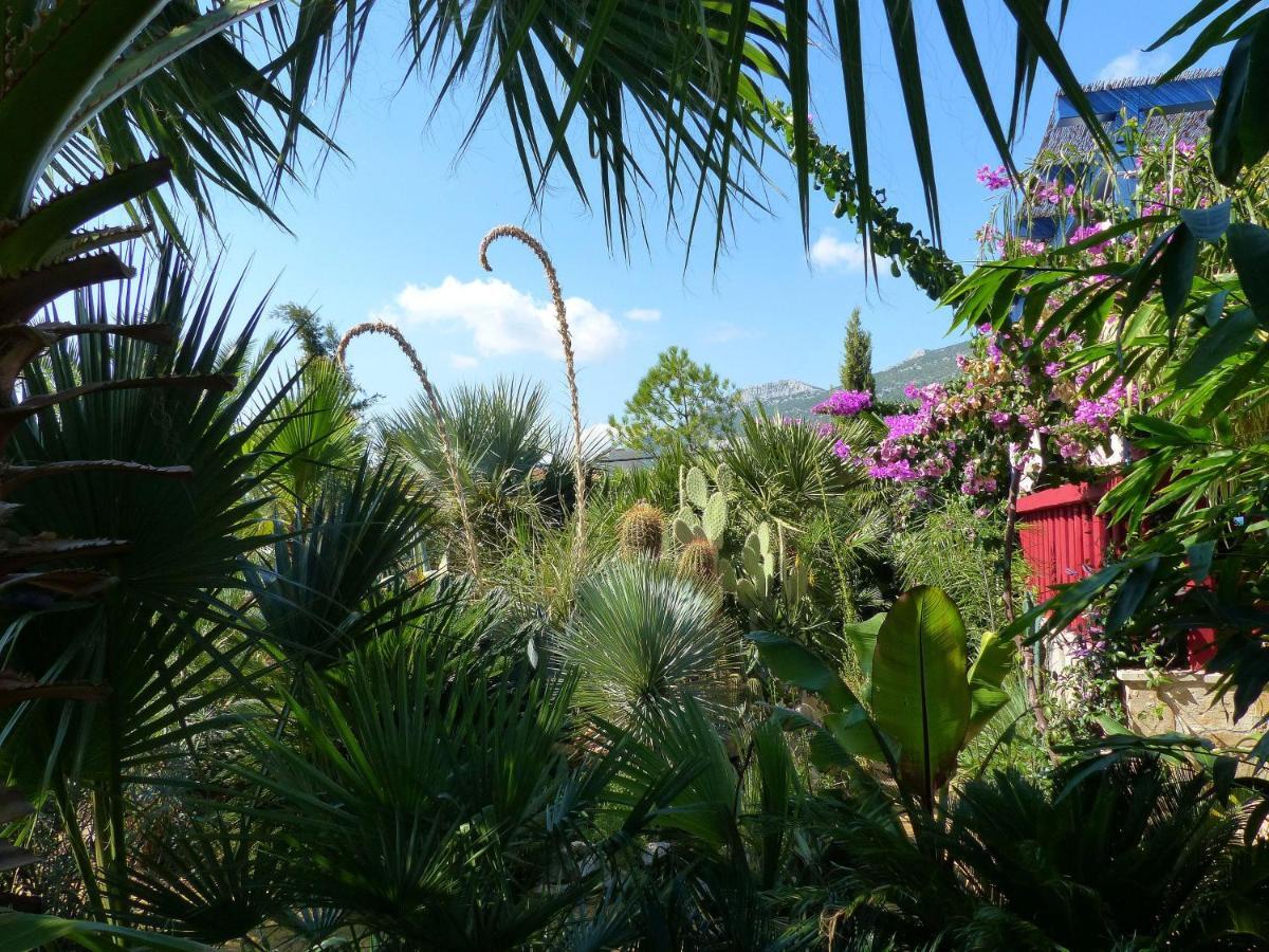 Villa Tropica, Total Privacy, Tropical Garden And Private Pool Kaštela Eksteriør bilde